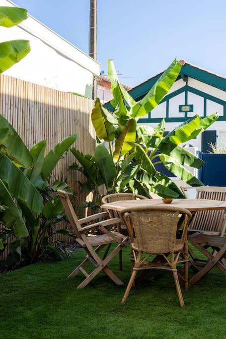 Beautiful Beach House In Front Of The Ocean ビアリッツ エクステリア 写真