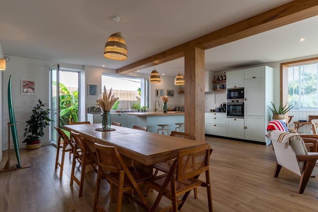 Beautiful Beach House In Front Of The Ocean ビアリッツ エクステリア 写真