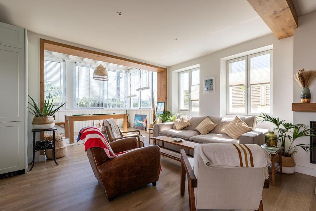 Beautiful Beach House In Front Of The Ocean ビアリッツ エクステリア 写真