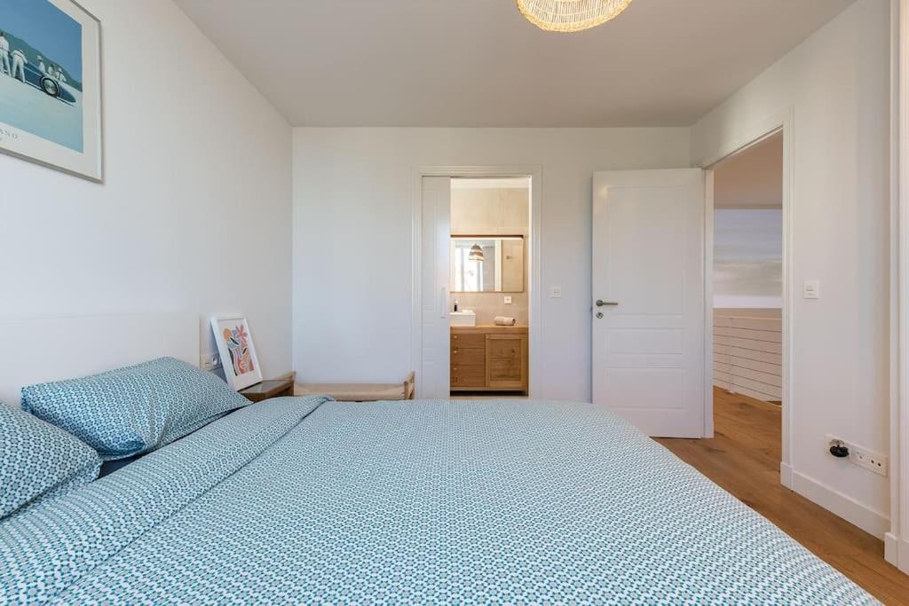 Beautiful Beach House In Front Of The Ocean ビアリッツ エクステリア 写真