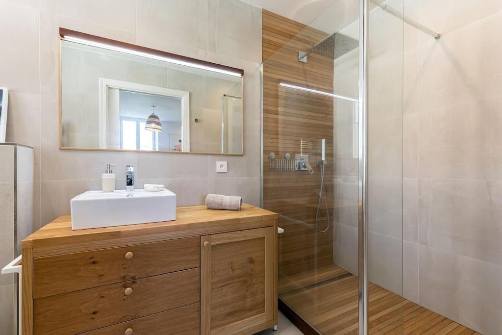 Beautiful Beach House In Front Of The Ocean ビアリッツ エクステリア 写真