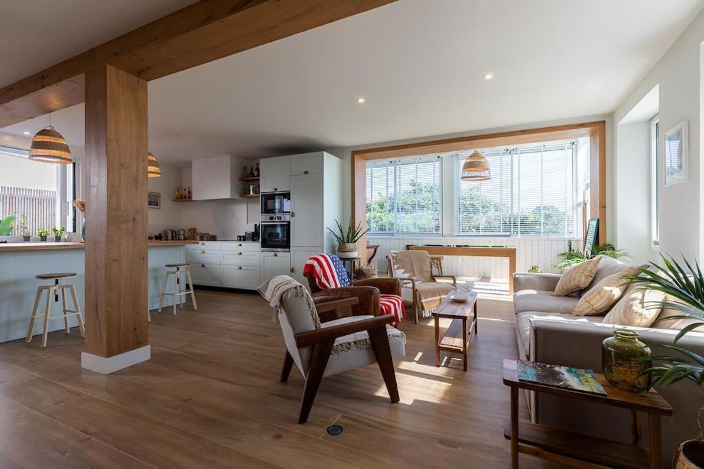 Beautiful Beach House In Front Of The Ocean ビアリッツ エクステリア 写真